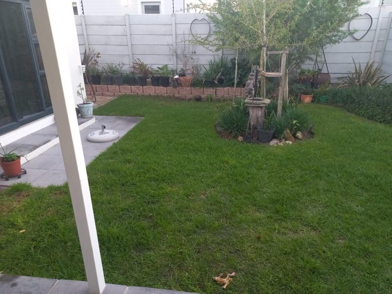 To Let 3 Bedroom Property for Rent in Sunningdale Western Cape